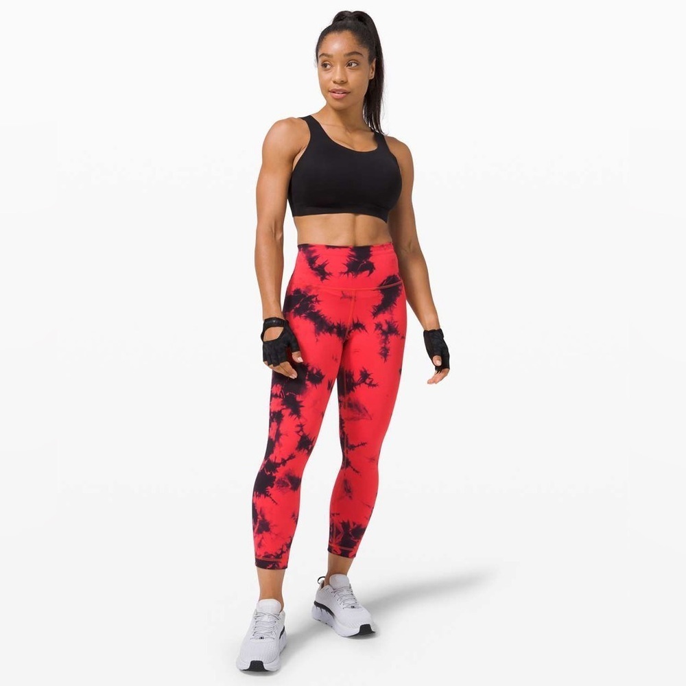 Wunder Train High-Rise 21” leggings in Tie Dye Carnation Red Black size 8